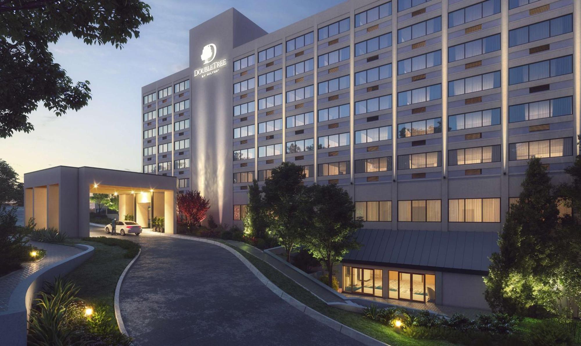 Doubletree By Hilton Clarksville Riverview Exterior photo
